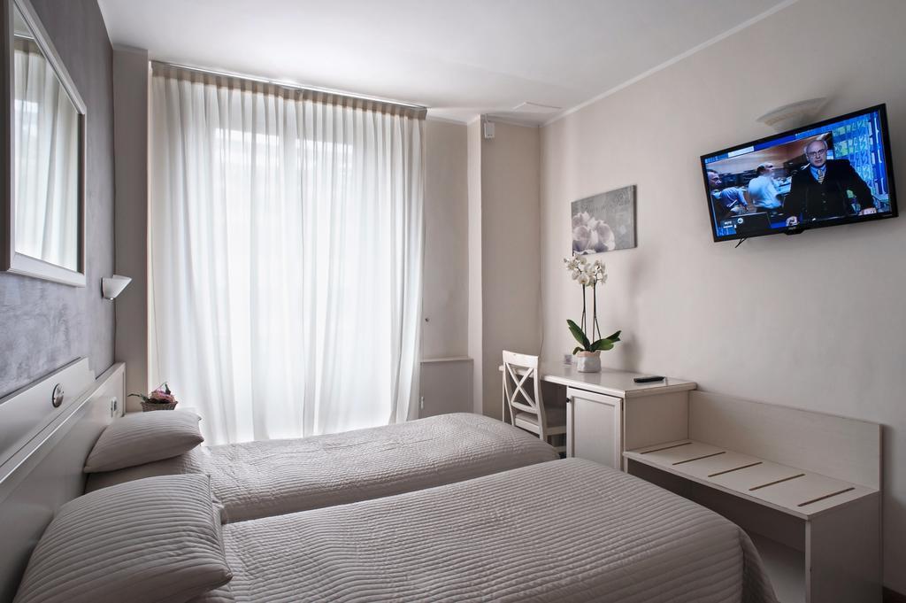 Hotel Cortese San Remo Szoba fotó