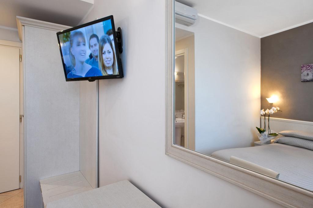 Hotel Cortese San Remo Szoba fotó