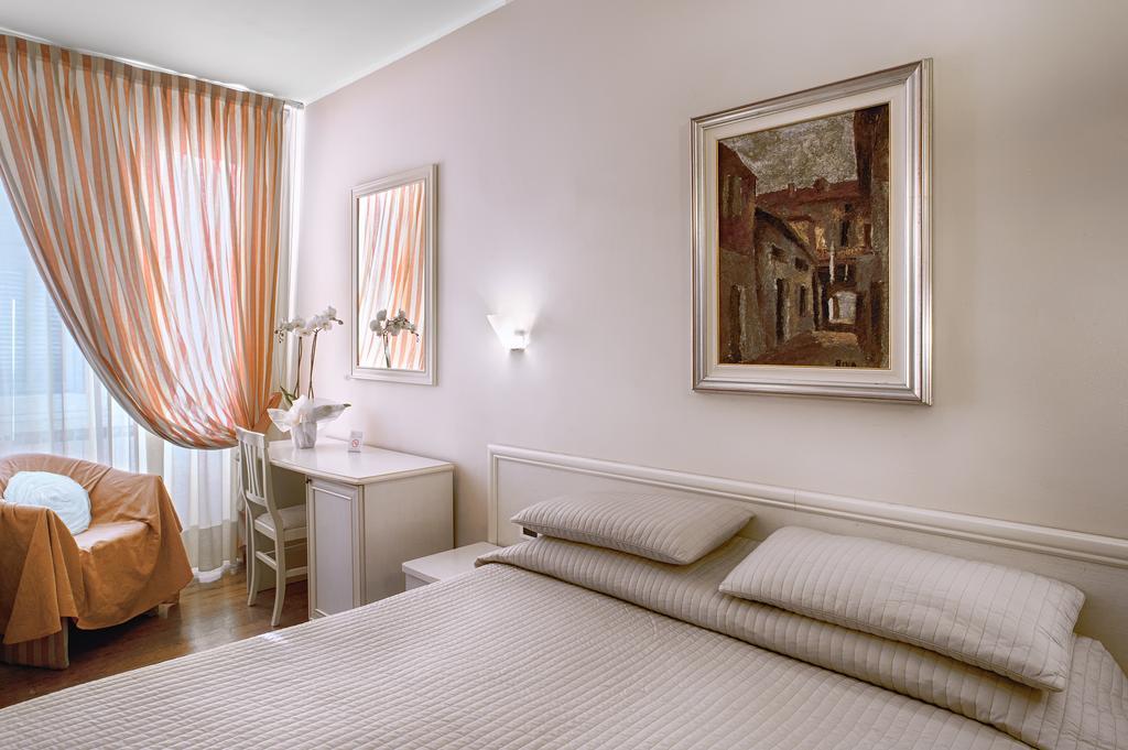 Hotel Cortese San Remo Szoba fotó