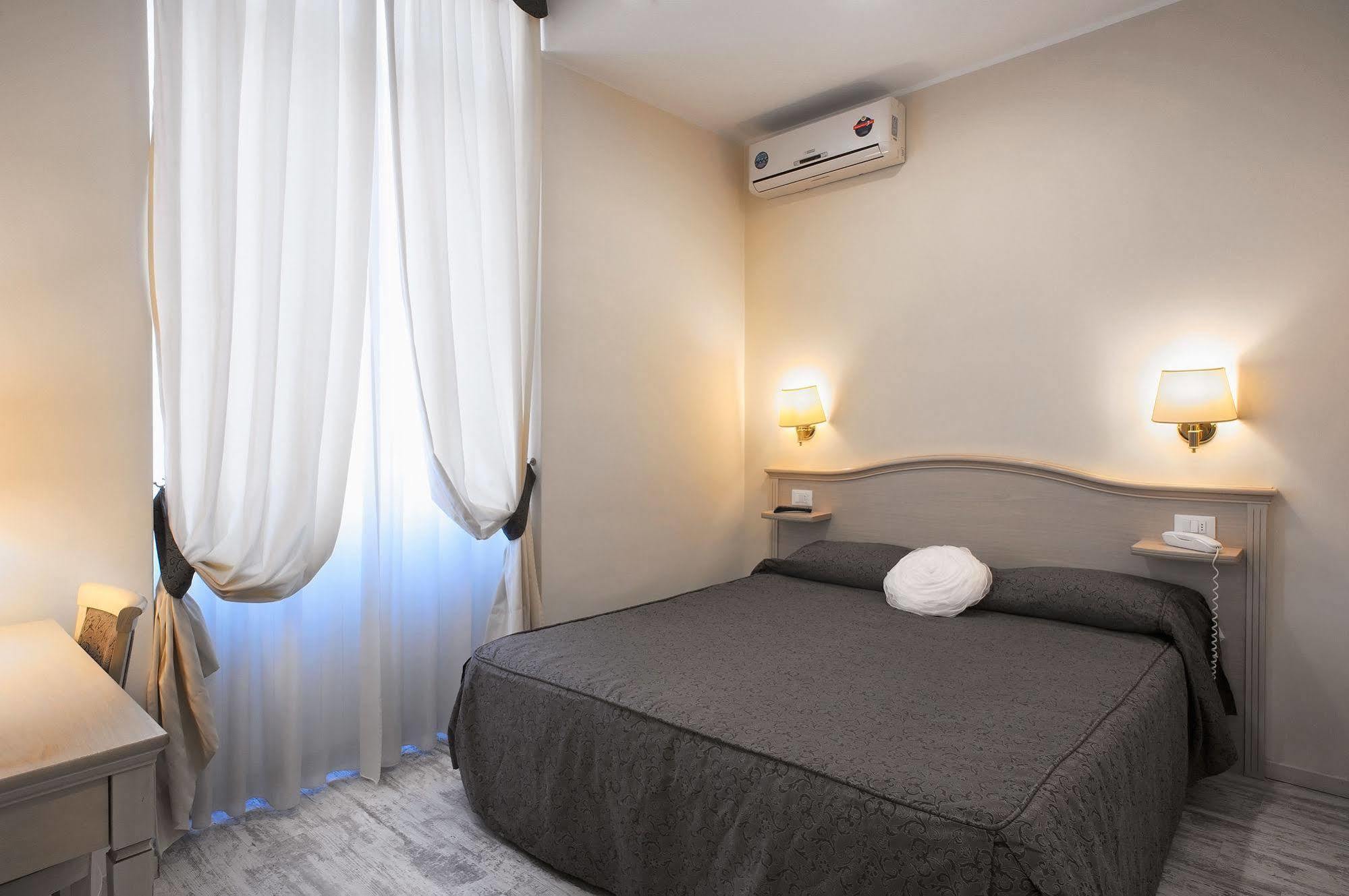 Hotel Cortese San Remo Kültér fotó